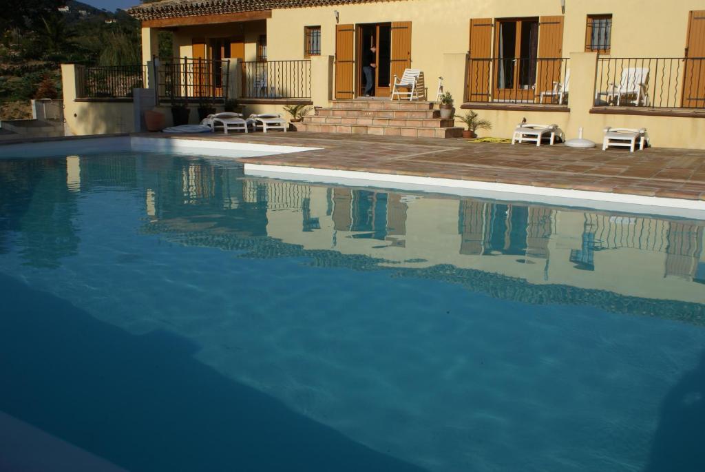 Jardins D'Antalya Acomodação com café da manhã Grimaud Exterior foto